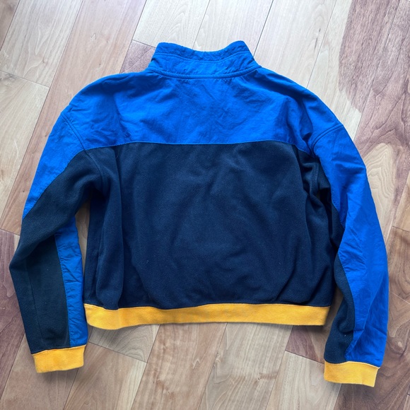 Cropped vintage Nike sweater - Picture 2 of 3